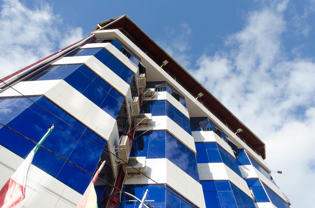 La Torre Inn Puerto Maldonado Ngoại thất bức ảnh